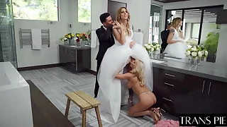 Broad in the beam load of shit trans fucks girl